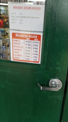 Store hours