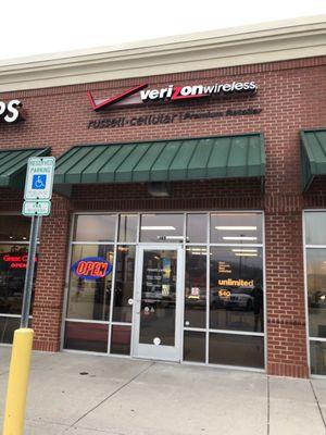 Russell Cellular-Verizon Authorized Retailer