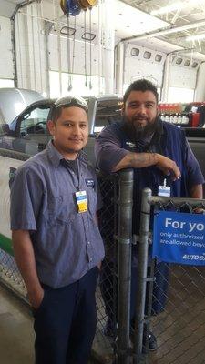 Carlos my man (right) with Andres the service manager.