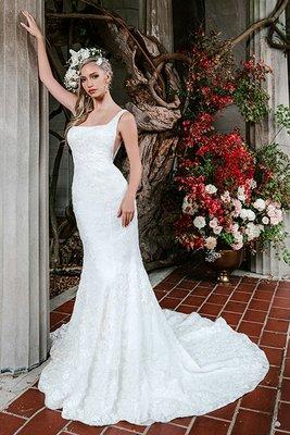 Nyla wedding dress by Yumi Katsaura at Volle's Bridal & Boutique