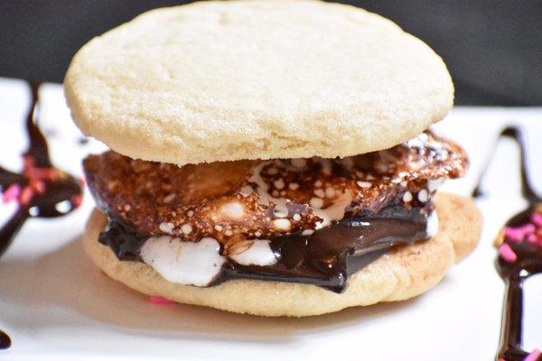 Build-your-own s'mores