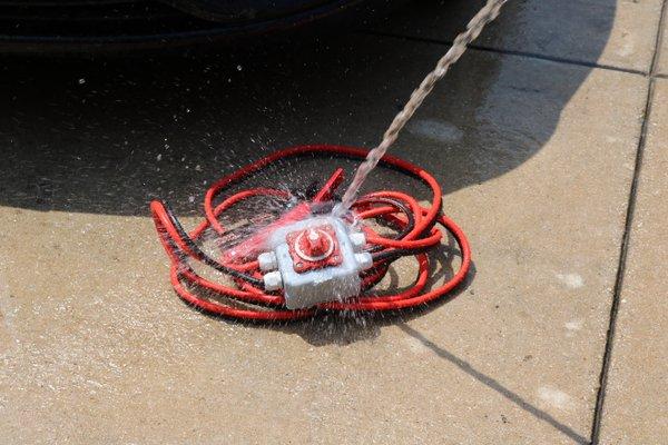 Safety Jumper Cables are waterproof so you can be safe in the rain or on the lake!