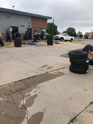 Peerless Tires