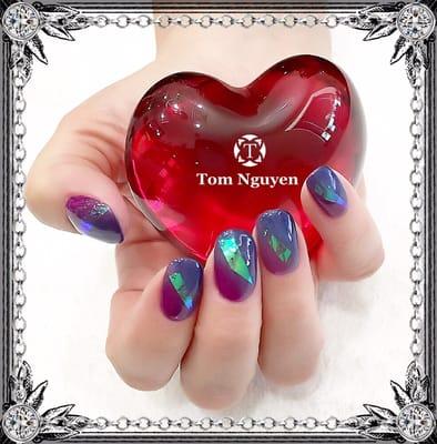 Shattered Glass Nails By Tom Nguyen #nailstudiobytom #aprettysetofnails #nailbytom #nailbytomnguyen