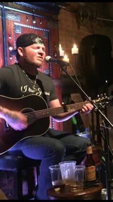 Up close and intimate show with Stoney LaRue