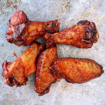 Mamma's Famous Jumbo Chicken Wings!