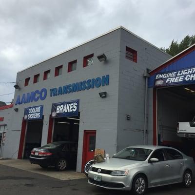 Angelo the owner made my day...diagnosed my problem..transmission flush too about 45 mins ,,,, excellent service