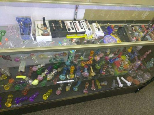 Twisty pipes, hand pipes . Lots of selection