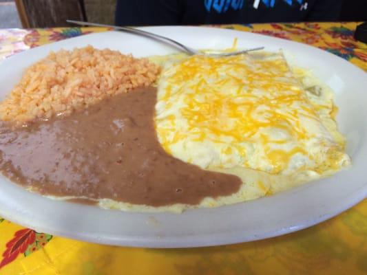 Enchiladas w/ green sauce