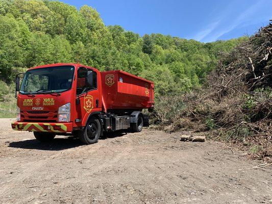 Junk Rescue truck