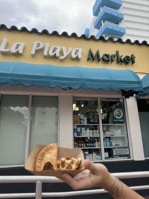 La Playa Supermarket