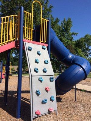 Climbing wall