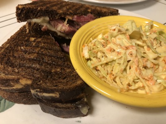 corned beef Reuben