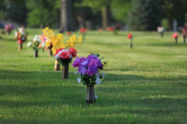 Merchants Hope Memorial Garden