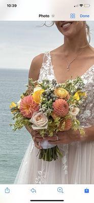 Beautiful selection to make this bridal bouquet