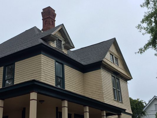 And antique house in Griffin Georgia we put a new roof on