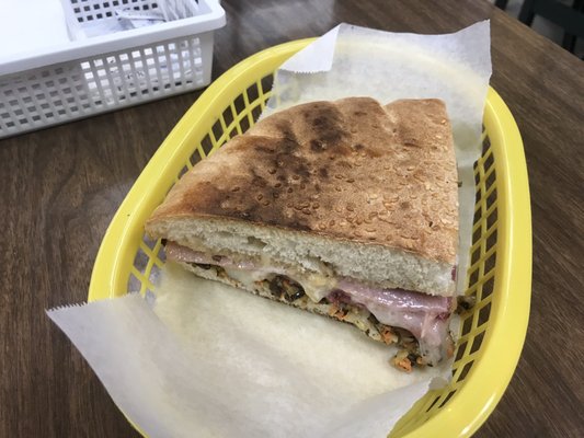 Muffaletta sandwich