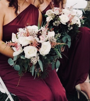 Bridesmaids' bouquets!! Stunning.