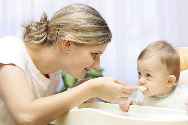 Introducing solids to your baby