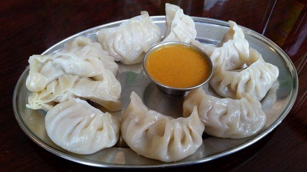 Steamed Chicken Momos