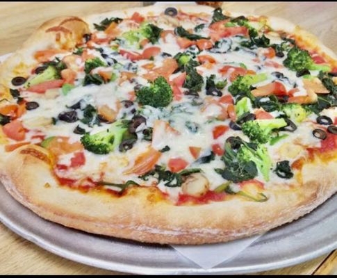 Red Vegetable Pizza