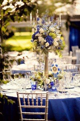 We give your event a touch of     "First Class"!