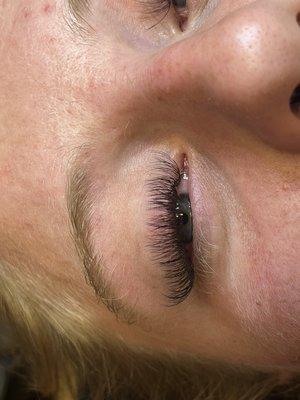 Eyelash extension