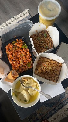 Egg Roll Chicken Lo Mein Chicken with Cashew Nuts Vegetable Lo Mein Wonton Soup