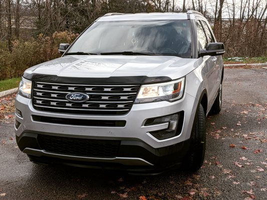 Ford explorer w new tires