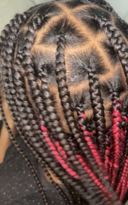 Video on my Instagram 

https://instagram.com/braidsbypassionfruit?igshid=OGQ5ZDc2ODk2ZA==