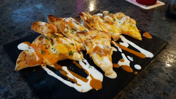 Buffalo Chicken Flatbread Pizza