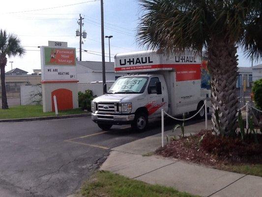 U-Haul Neighborhood Dealer