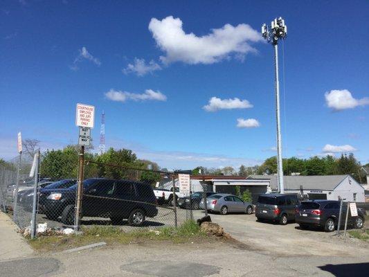 Jury Parking at Newton District Court 5/2017