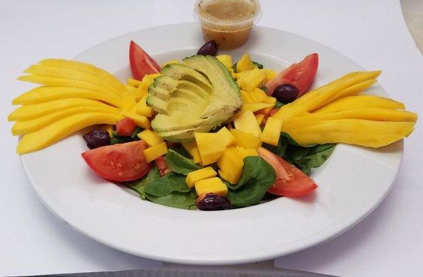 ABOCADO MANGO SALAD