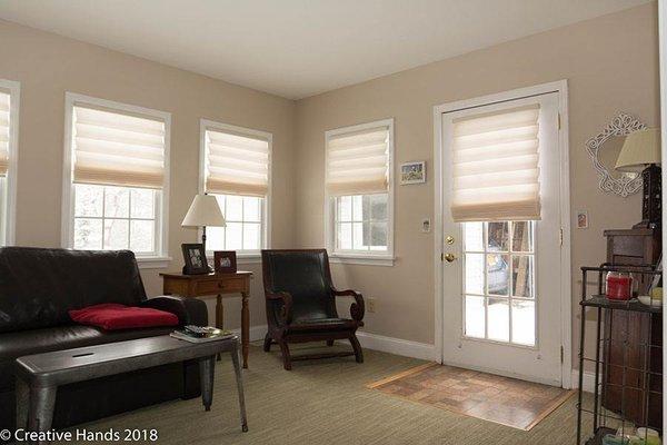 Vignette Modern Roman Shades