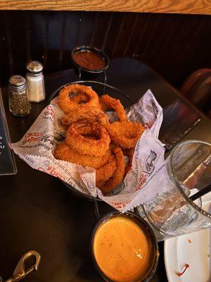 Onion rings, served with house BBQ and sweet heat sauce