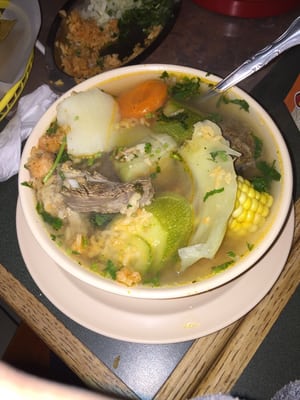 Caldo de Res.