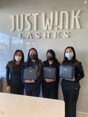 Train the with best lash educators! Online and In Person.