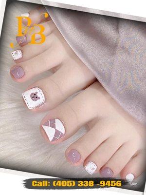 #nailarts, #fullset, #acrylicnails, #naildesigns, #ombrenails, #frenchtipnails, #dippingnails, #pink&whitenail, #gelnails, #beautifulnails.