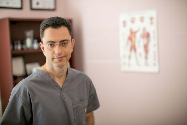 Dr. Aleksander Kanevsky - Chiropractor NYC