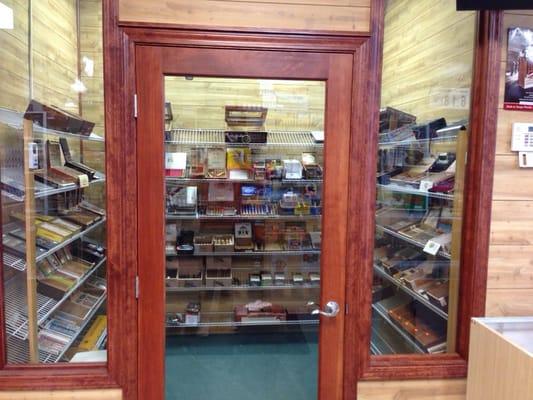 Walk in cigar humidor