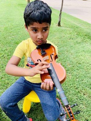 Exploring the violin outside