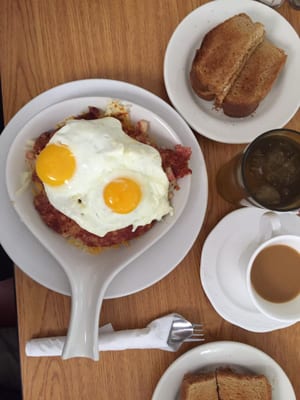 Corned beef skillet