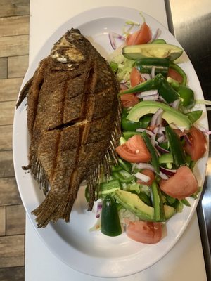 Mojarra frita San Marcos