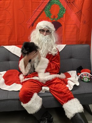 Wasabi doesn't trust a skinny Santa