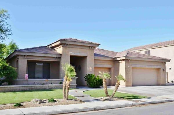 Chandler Listing - 4 Bed/ 3 Bath 2,932 sq. ft.: http://aquarius.epropertysites.com/indexGo2.htm