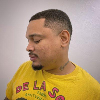 Shadow fade Book here ---  https://getsquire.com/barbershops/book/bloom-sf-san-francisco/professional/henry-chu-2