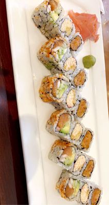 spicy crab roll, new york roll, Spicy Salmon Maki