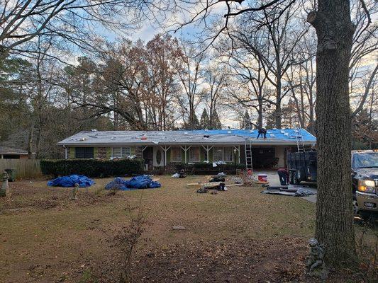 Roof being replaced in Powder Springs, GA