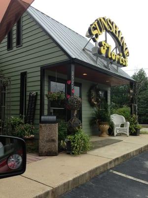 Even got to pick up some hydrangeas when we left!